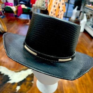 Slick side BlackModern Cowboy
